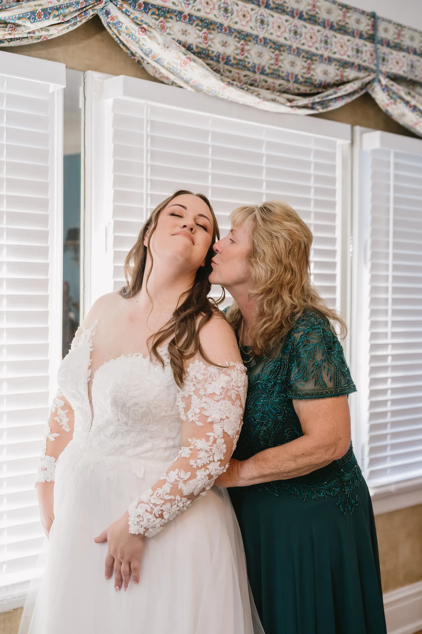 Getting Ready — Kara & Jarrod wedding, Dallas–Fort Worth